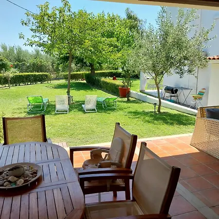 Villa 32 Nea Skioni