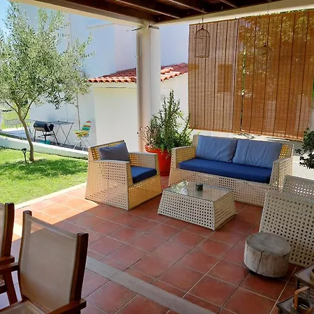Villa 32 *