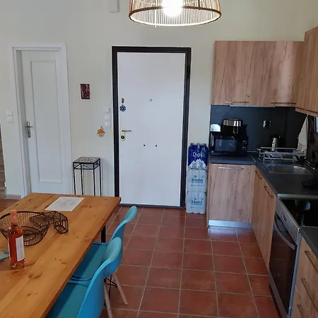 Villa 32 *